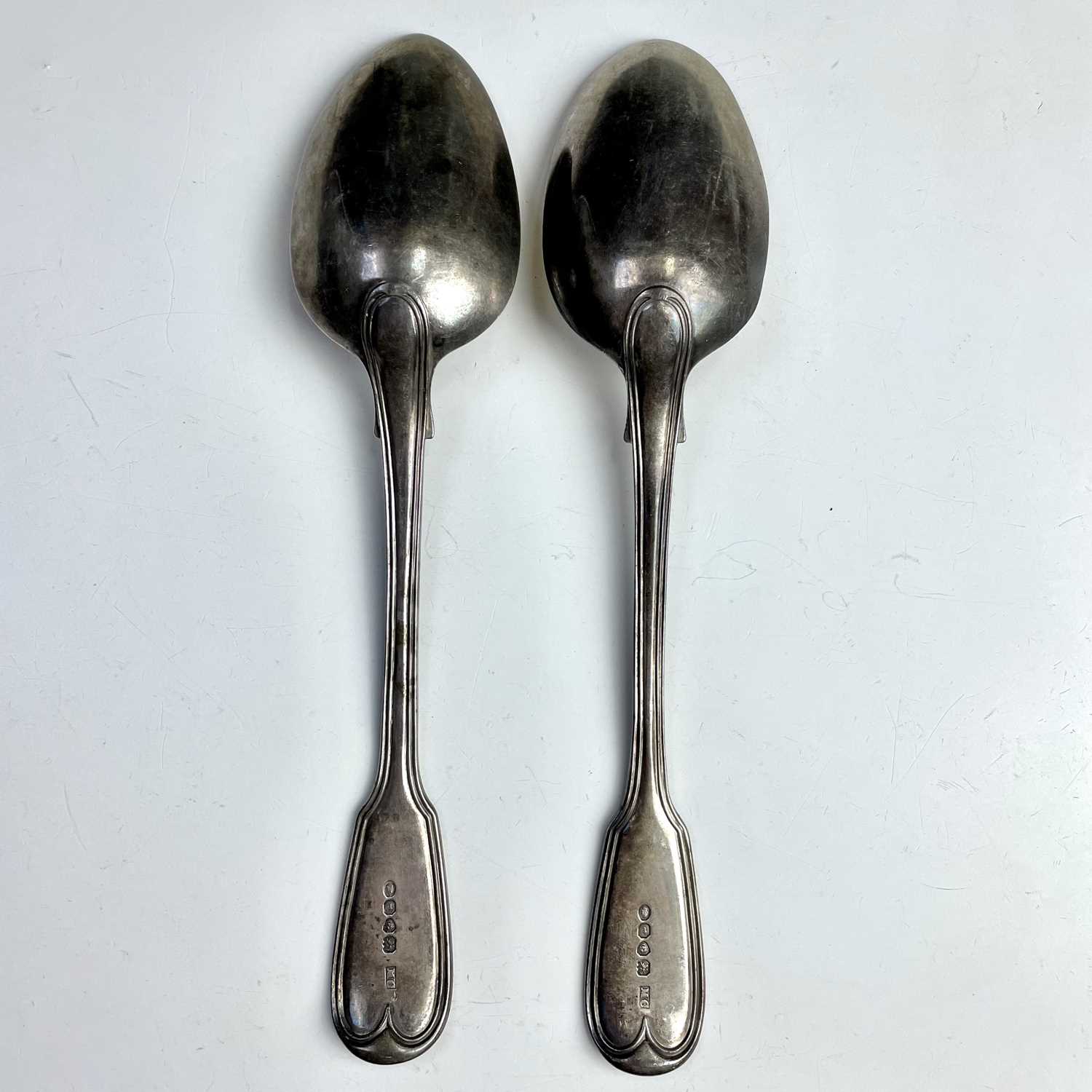 A pair of William IV fiddle thread pattern table spoons, maker MC, London 1834, weight 5.80toz - Image 4 of 4