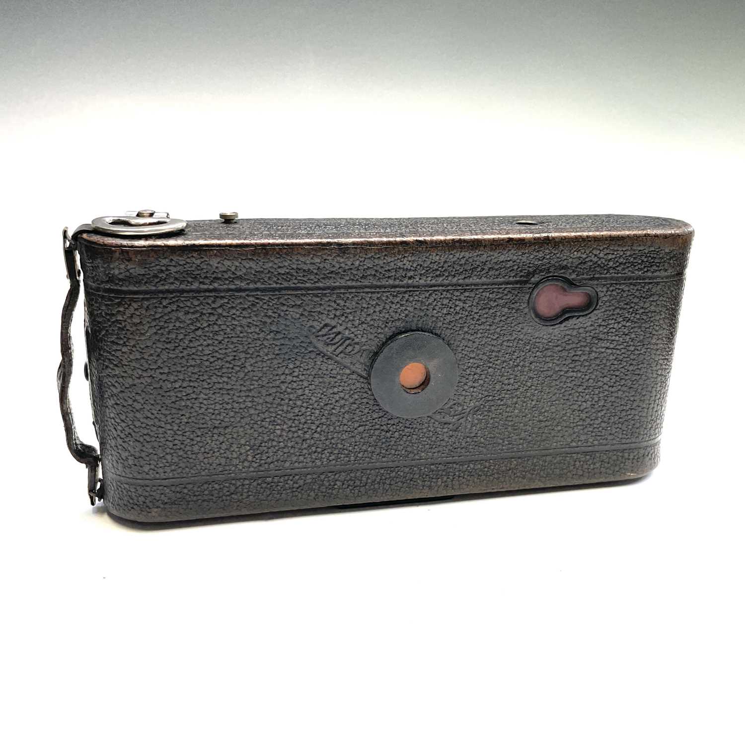 A collection of cameras and cinecameras including a Pathe Motocamera in leather case with - Image 6 of 10