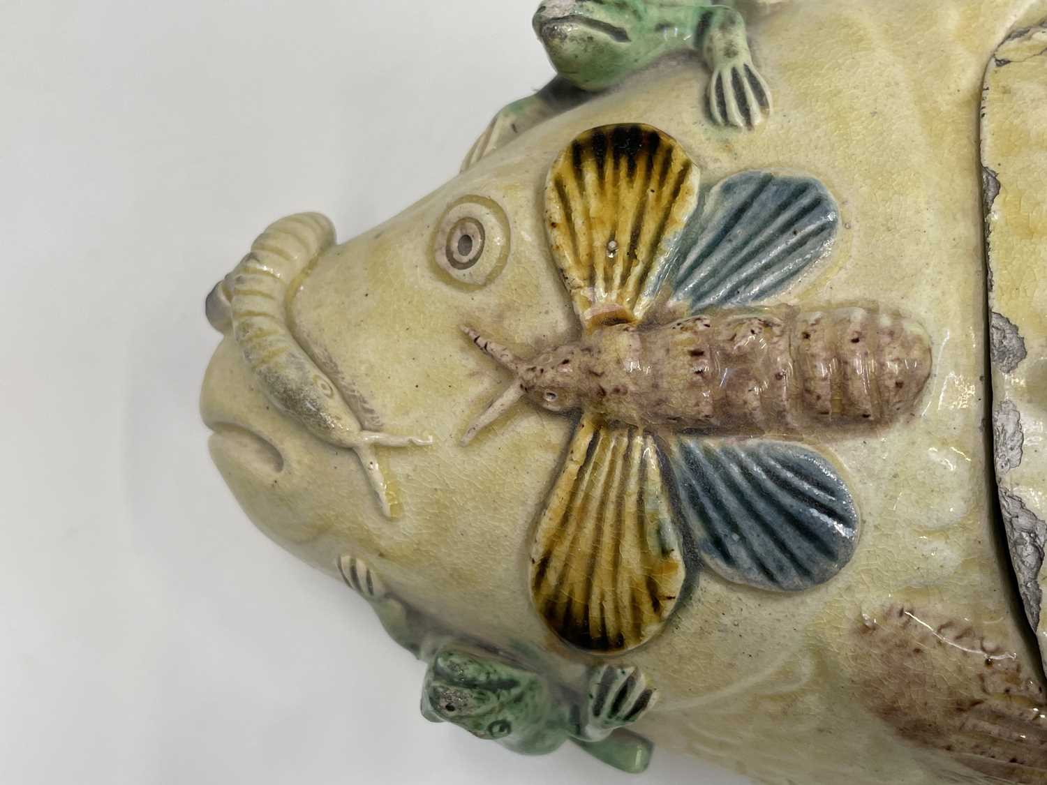 A Portuguese Pallisy style fish shaped tureen and cover, circa 1900, with applied shells, lizards, - Image 3 of 12
