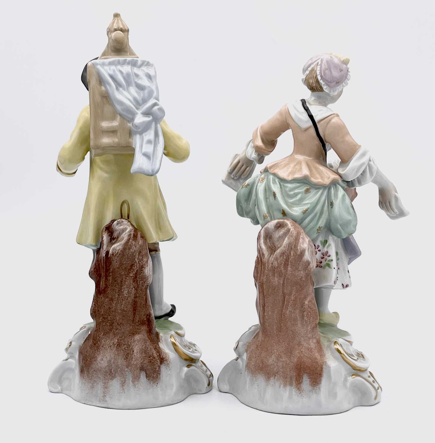 A pair of Dresden porcelain figures, 20th century, from a magic lantern or peep show, after the 18th - Image 4 of 5