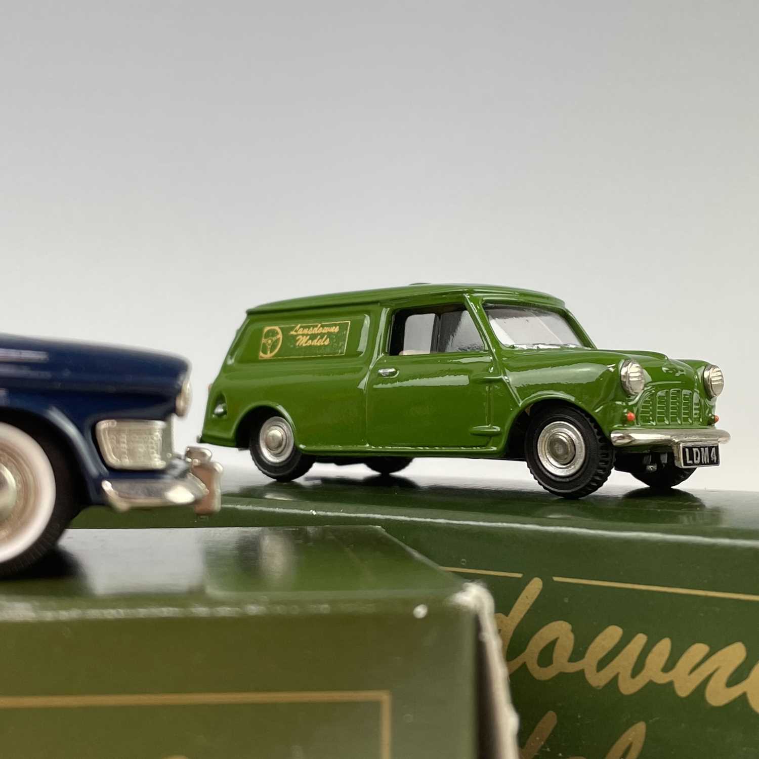 Lansdowne Models 1:43 Scale. 1961 Humber Super Sniper (LDM 16) plus 1962 Morris Mini Van MK 1 - Image 12 of 12