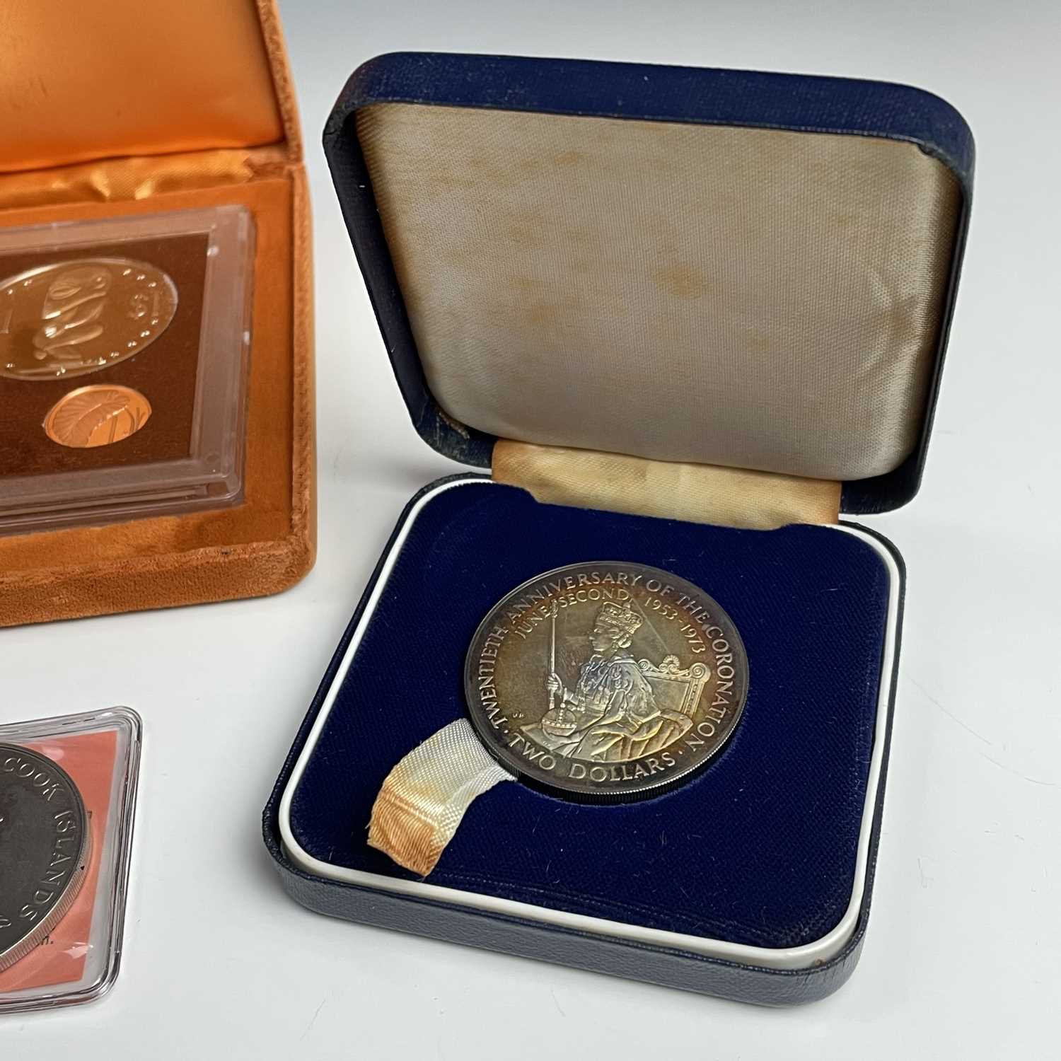 Cook Islands Proof Coinage. Lot comprises 1975 boxed proof set from 1 cent to $1, 1977 boxed $5 - Image 2 of 9