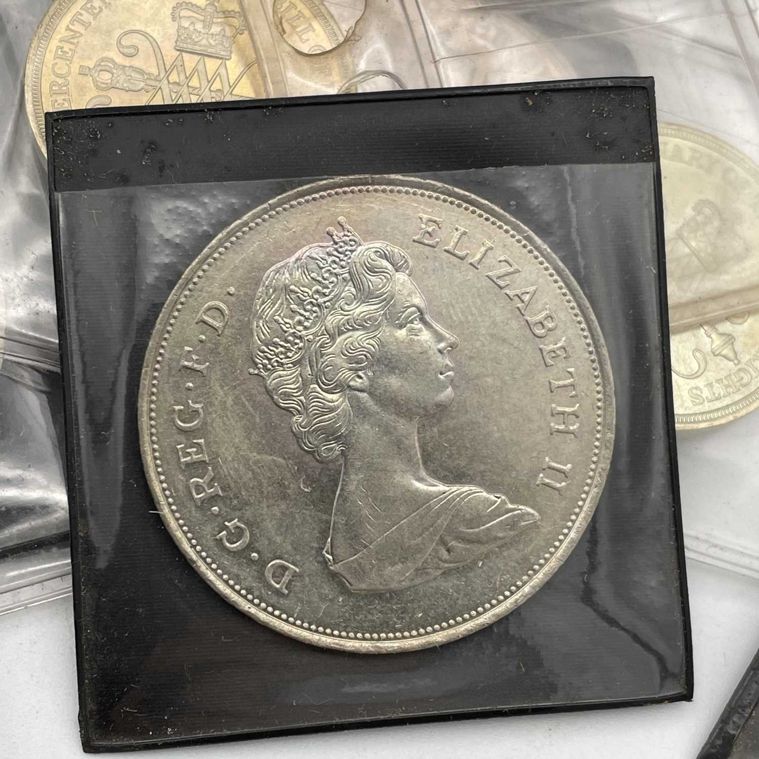 Great Britain Decimal Coinage. A plastic tray containing in excess of £65 of higher grade/ - Image 16 of 17