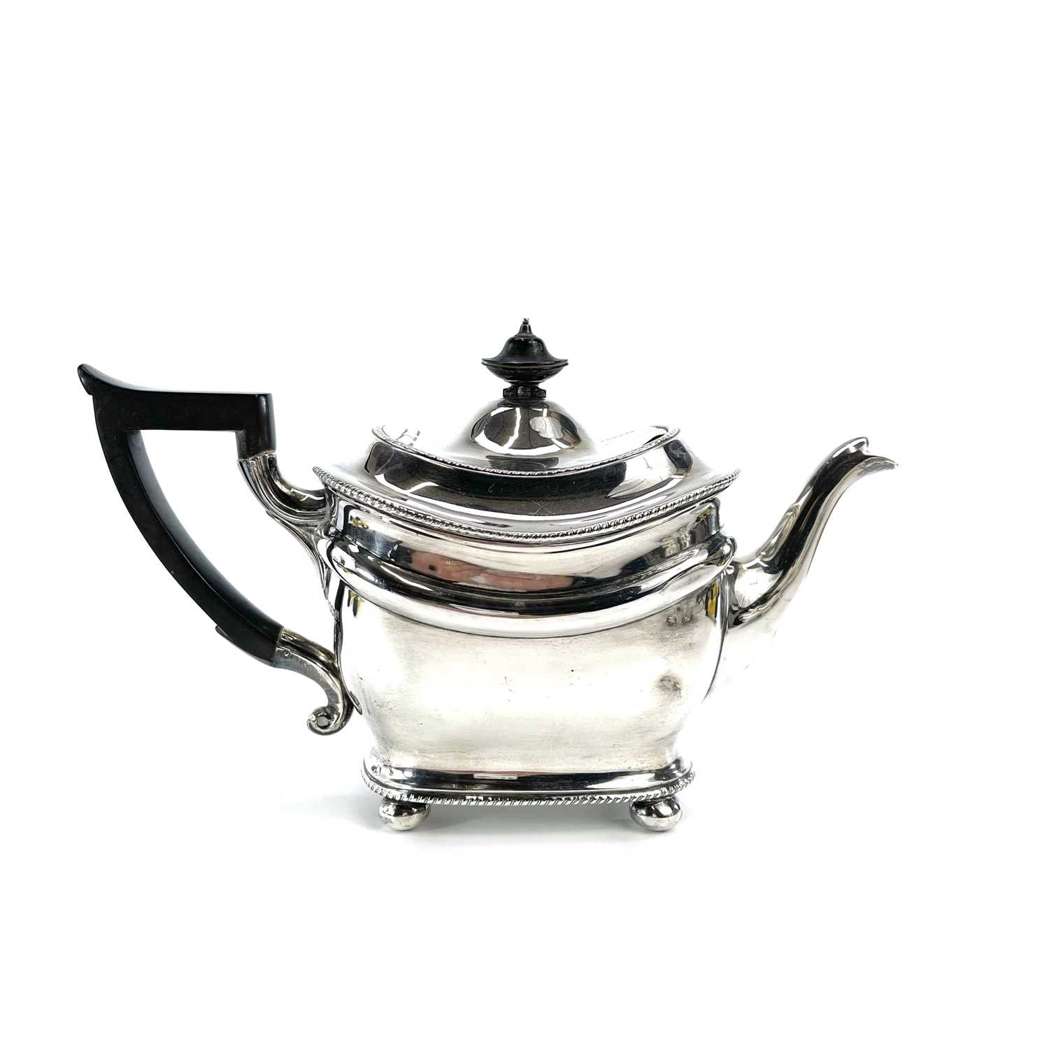 A George V silver three piece tea set by Thomas Bradbury & Sons Ltd, of oblong form with gadrooned - Image 10 of 10