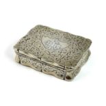 A Victorian silver snuff box with engraved decoration by Minshull & Latimer, Birmingham 1901,