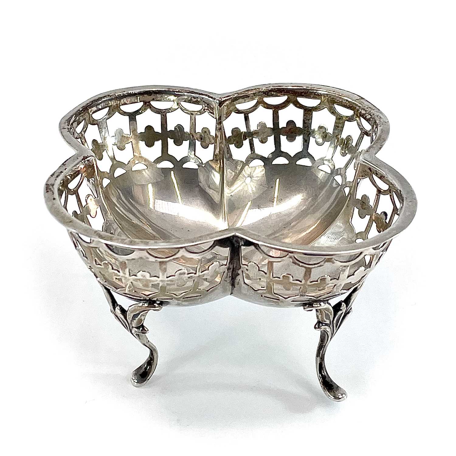 A George VI silver lobed and pierced bonbon dish by William Hutton & Sons Ltd, width 8.cm, - Image 2 of 6