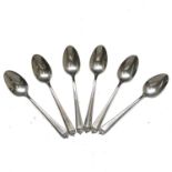 A set of mid-century silver teaspoons by Heirloom Sterling in Reigning Beauty pattern, weight 64g.