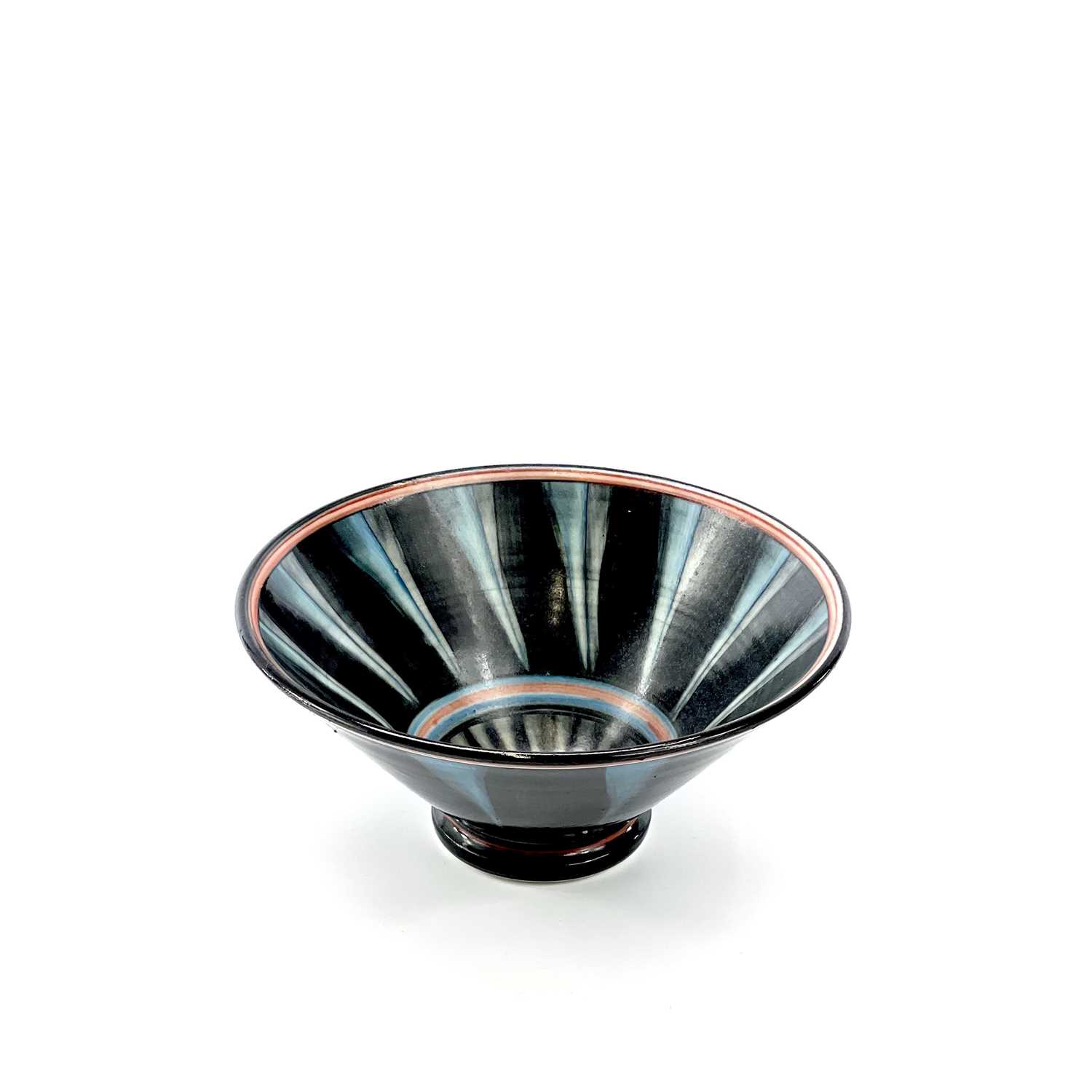 Christine FEILER (1948) Three bowls, largest 29cm diameter, smallest 17cm diameter Each initialled - Image 8 of 15