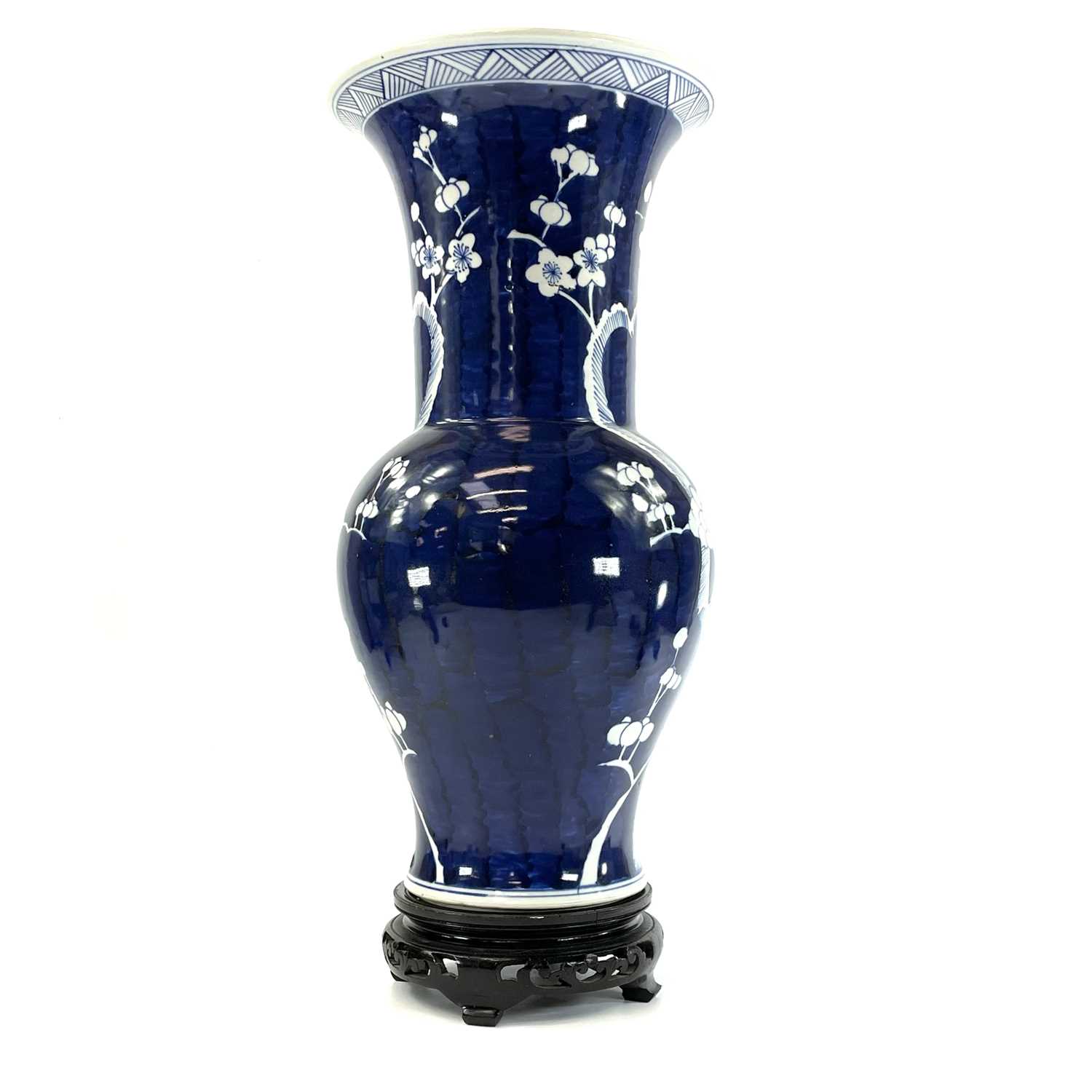 A large Chinese blue and white porcelain prunus blossom pattern yen yen vase, late 19th/early 20th - Image 3 of 9