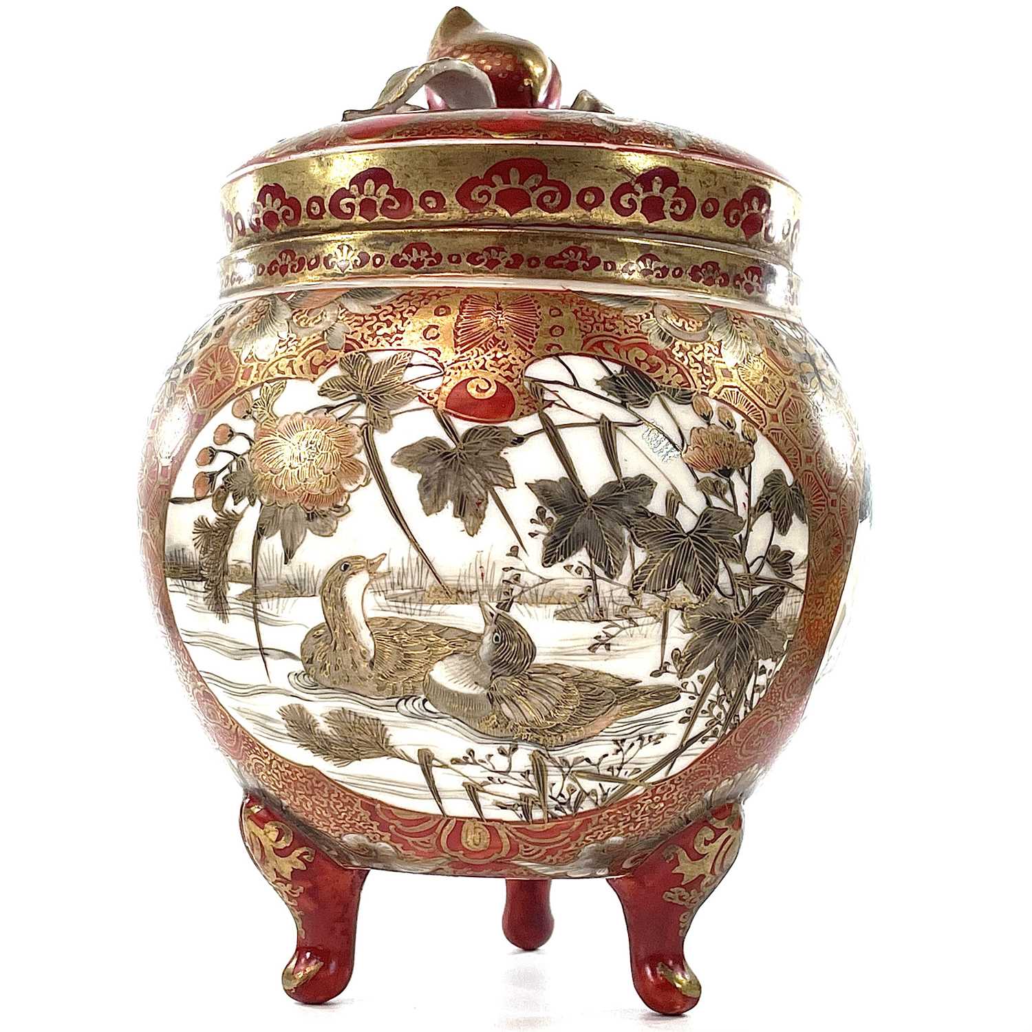 A Japanese kutani porcelain jar and cover, 19th century, signed, with three cartouches filled with - Image 4 of 10