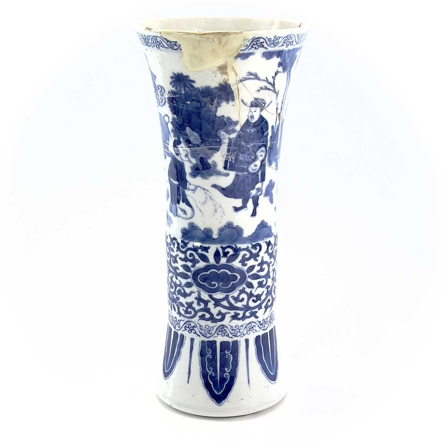 A Chinese blue and white beaker vase, Gu, Transitional, 17th century, painted with figures in a - Image 7 of 23