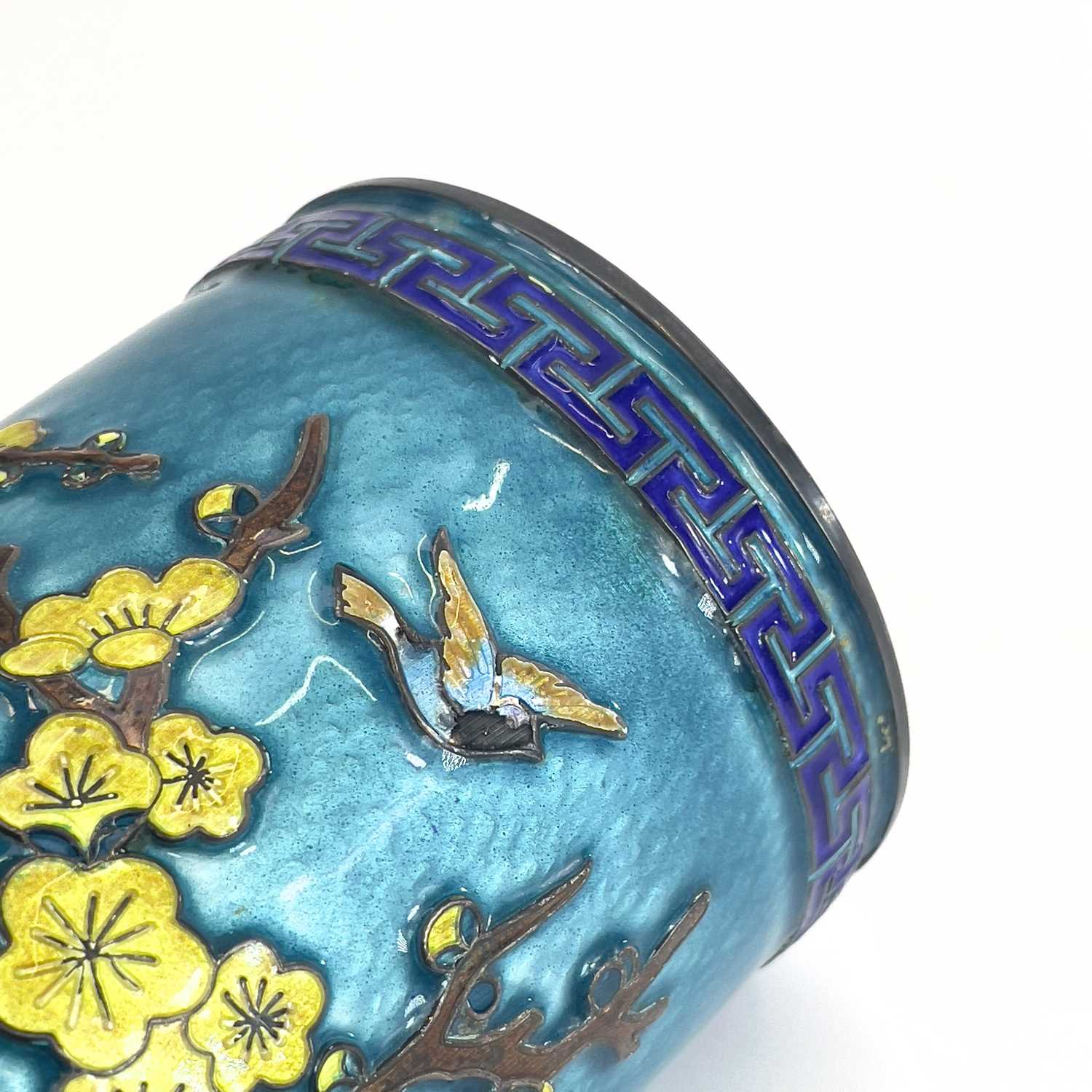 A Chinese silver and enamel brush pot, decorated in relief with a flowering tree and birds, height - Image 5 of 6
