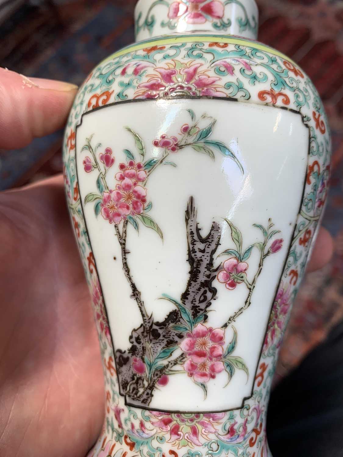 A Chinese famille rose porcelain vase, 19th century, signed, height 16cm, diameter 8cm.no - Image 8 of 12