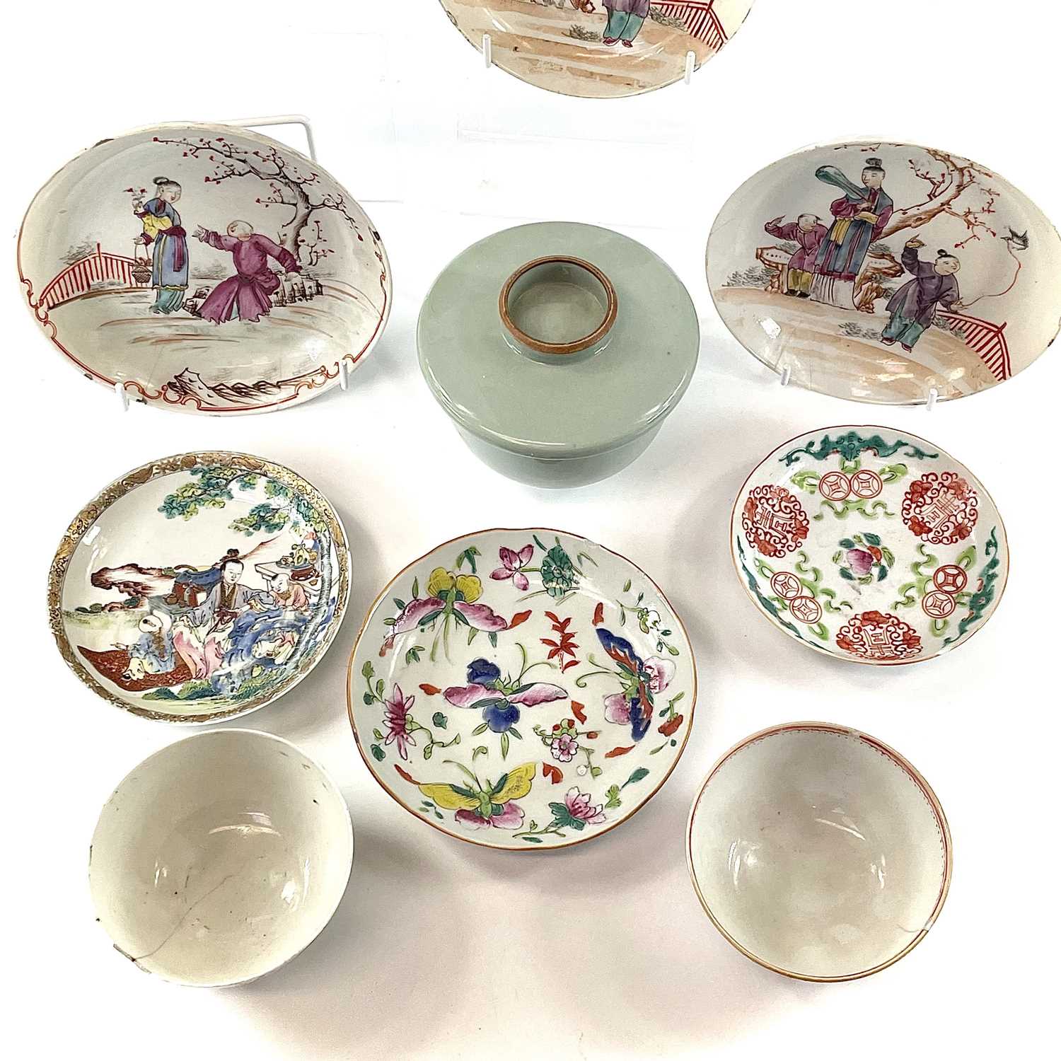 A quantity of Chinese porcelain to include six 18th/19th century saucer dishes. (11)All have damages - Image 2 of 12