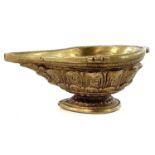 An Indian gilt metal oil lamp, height 4.5cm, length 11cm, width 8cm.