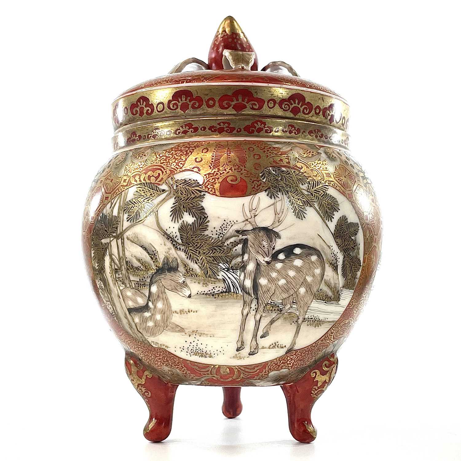 A Japanese kutani porcelain jar and cover, 19th century, signed, with three cartouches filled with - Image 6 of 10