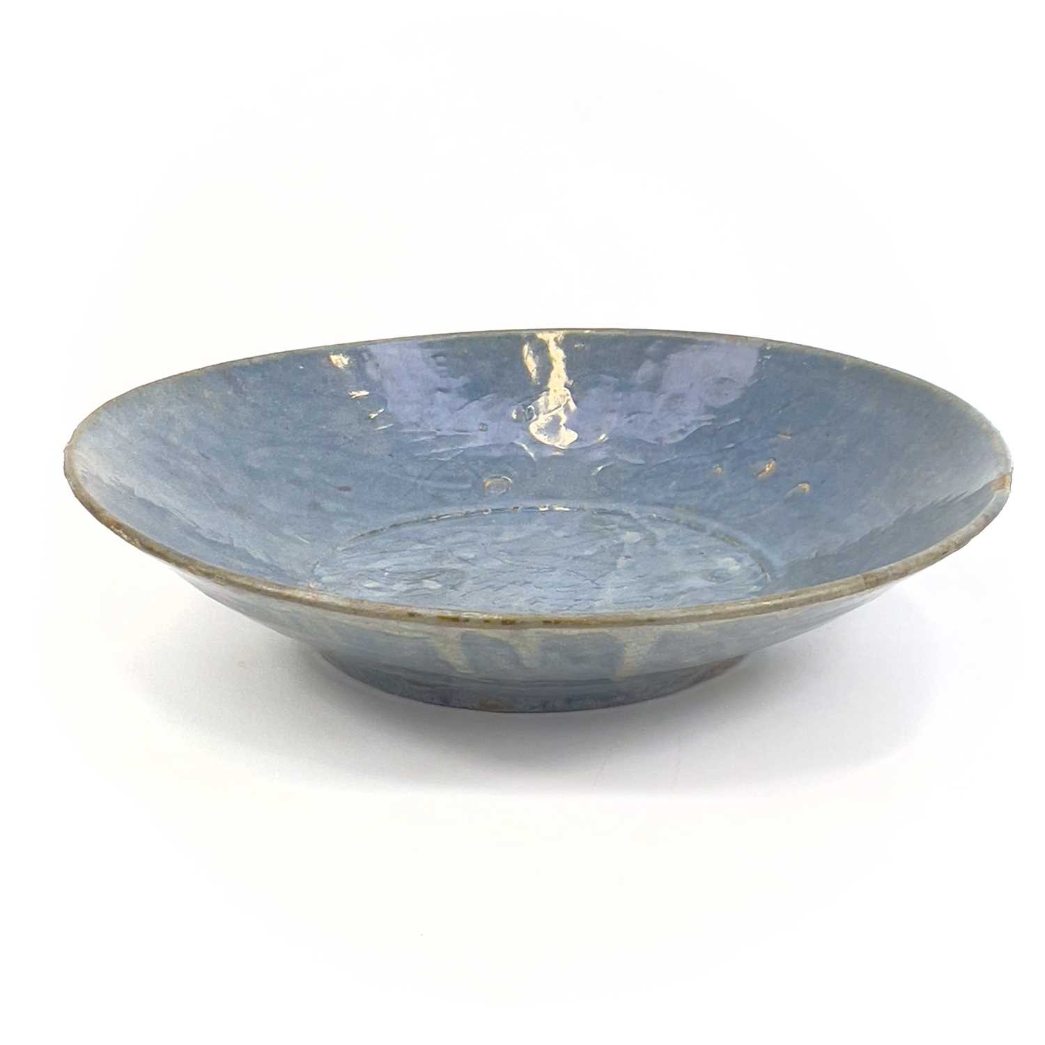 A Chinese Swatow blue glazed dish, late Ming Dynasty, 16th/early 17th century, incised with a - Image 2 of 13