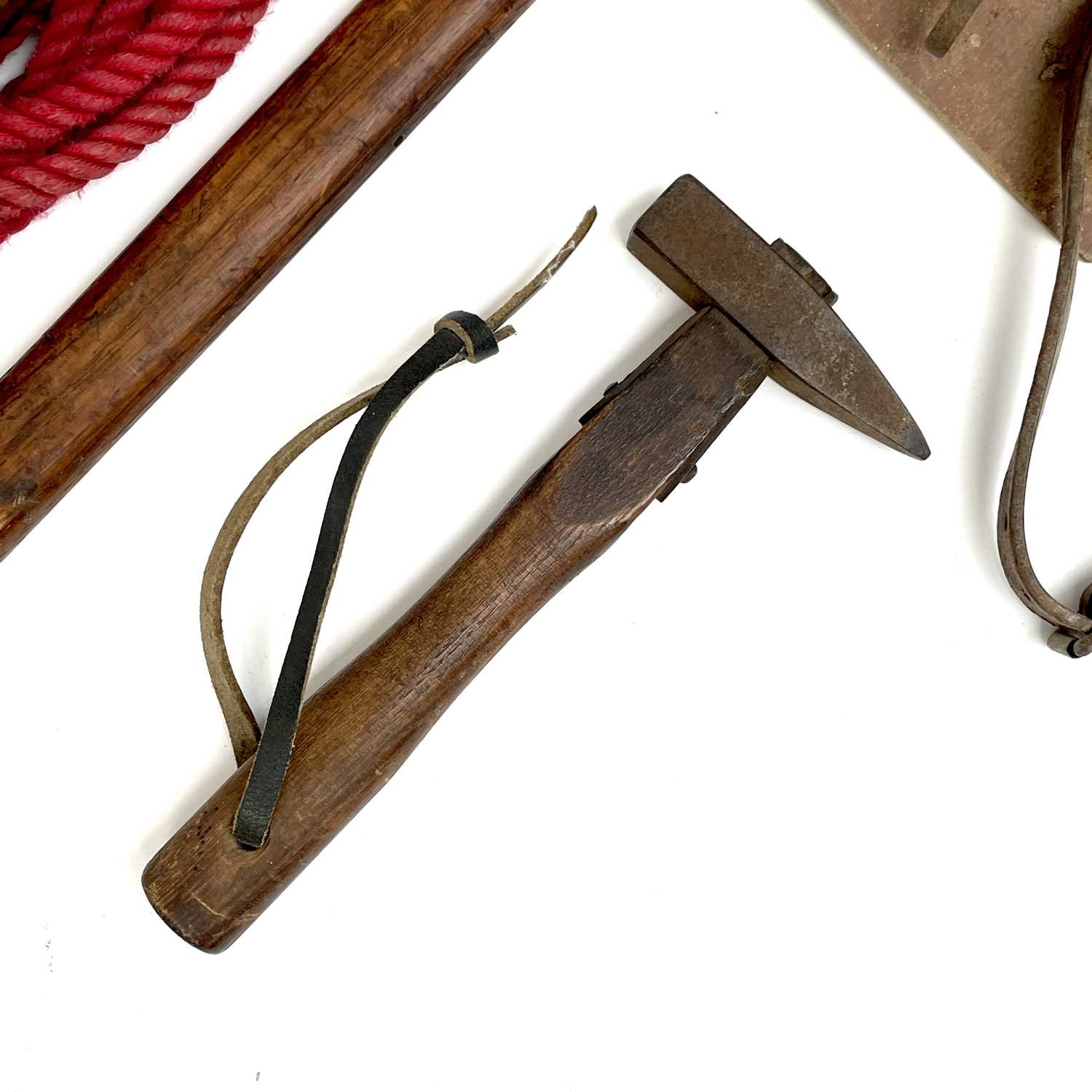 Vintage Mountaineering equipment, comprising two ice axes, a pair of crampons, a rope and a - Image 5 of 12