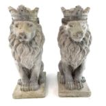 A pair of concrete lions, height 38cm.