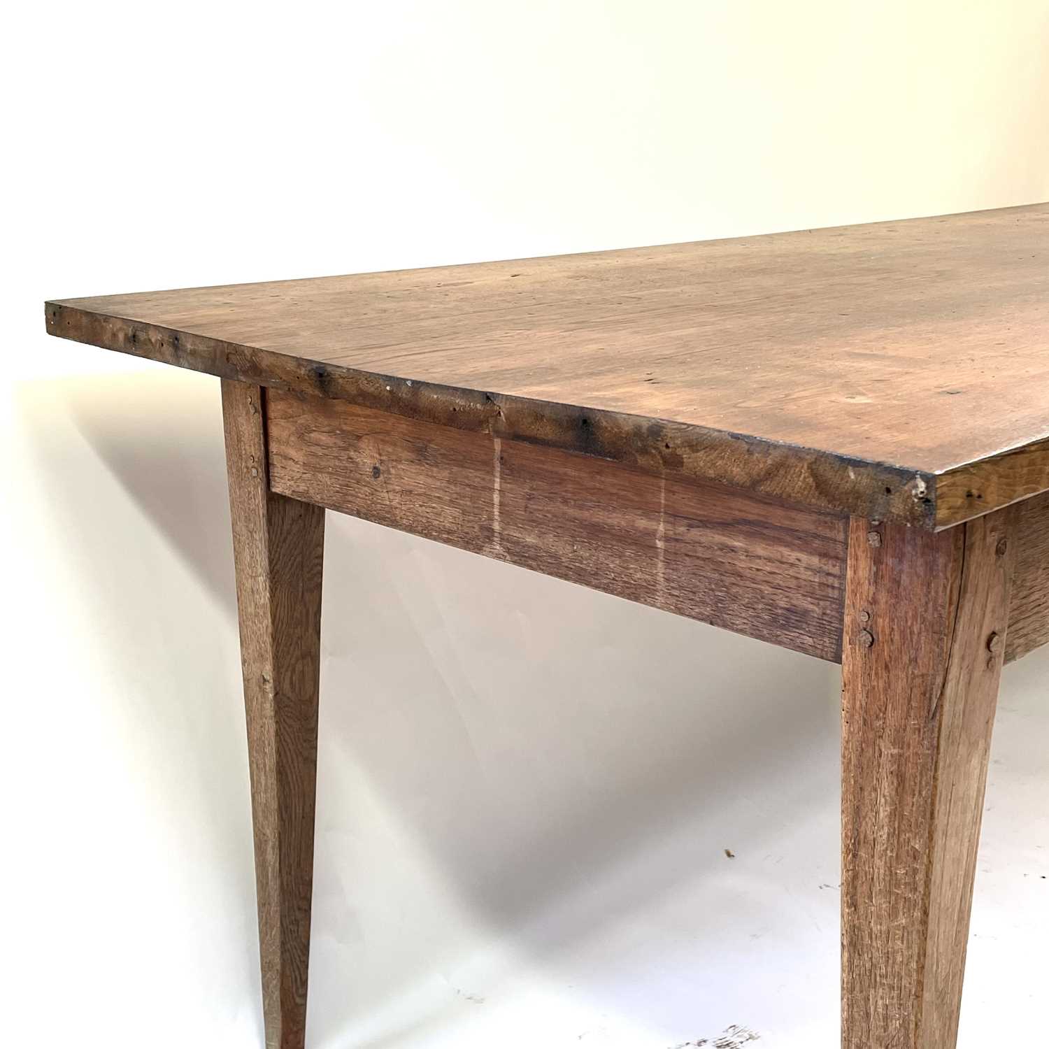 A French elm farmhouse kitchen table, late 19th century. - Image 6 of 12