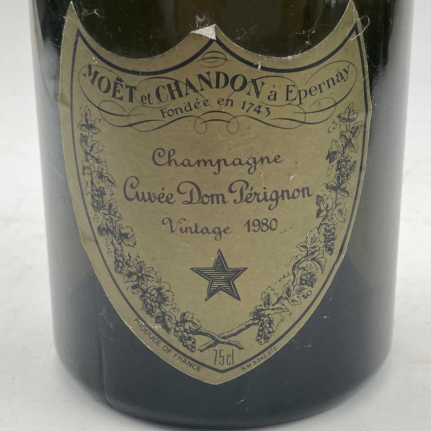 A bottle of Moet Chandon Cuvee Dom Perigion 1980 vintage champagne. - Image 3 of 4