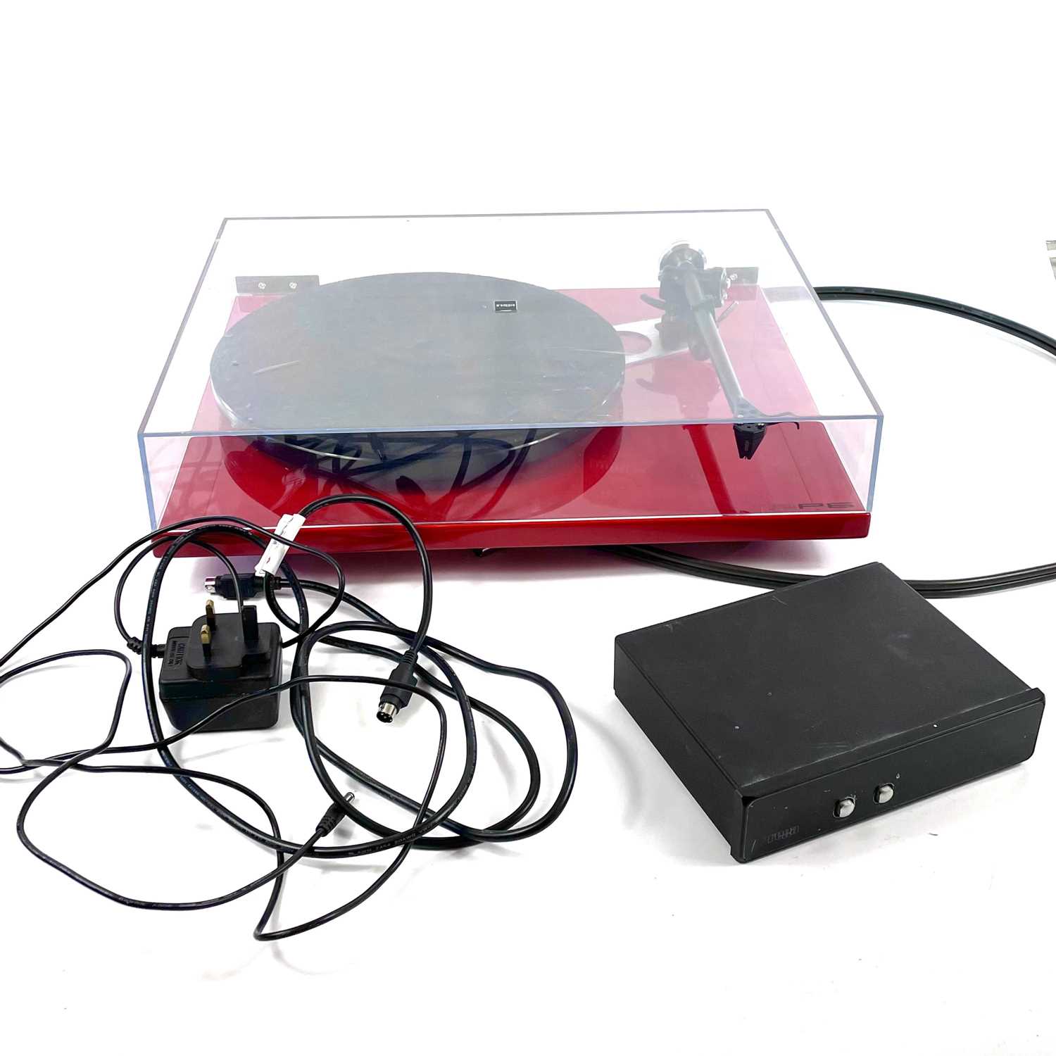 A stylish red Rega RP6 turntable. - Image 3 of 6