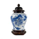 A Chinese blue and white porcelain vase, Kangxi period.