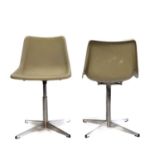 Robin Day for Hille a pair of injection moulded swivel chairs.
