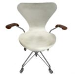 An Arne Jacobsen for Fritz Hansen bent ply office chair.