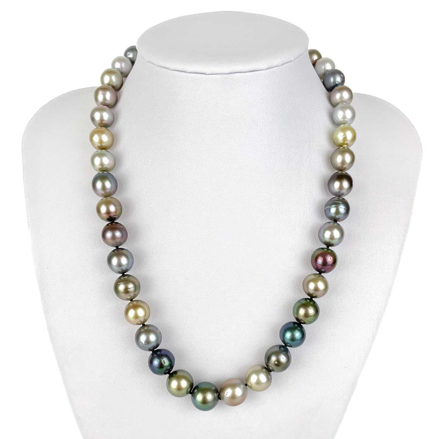 A South Seas Tahitian multi-colour pearl graduated necklace with 18ct white gold bead clasp.