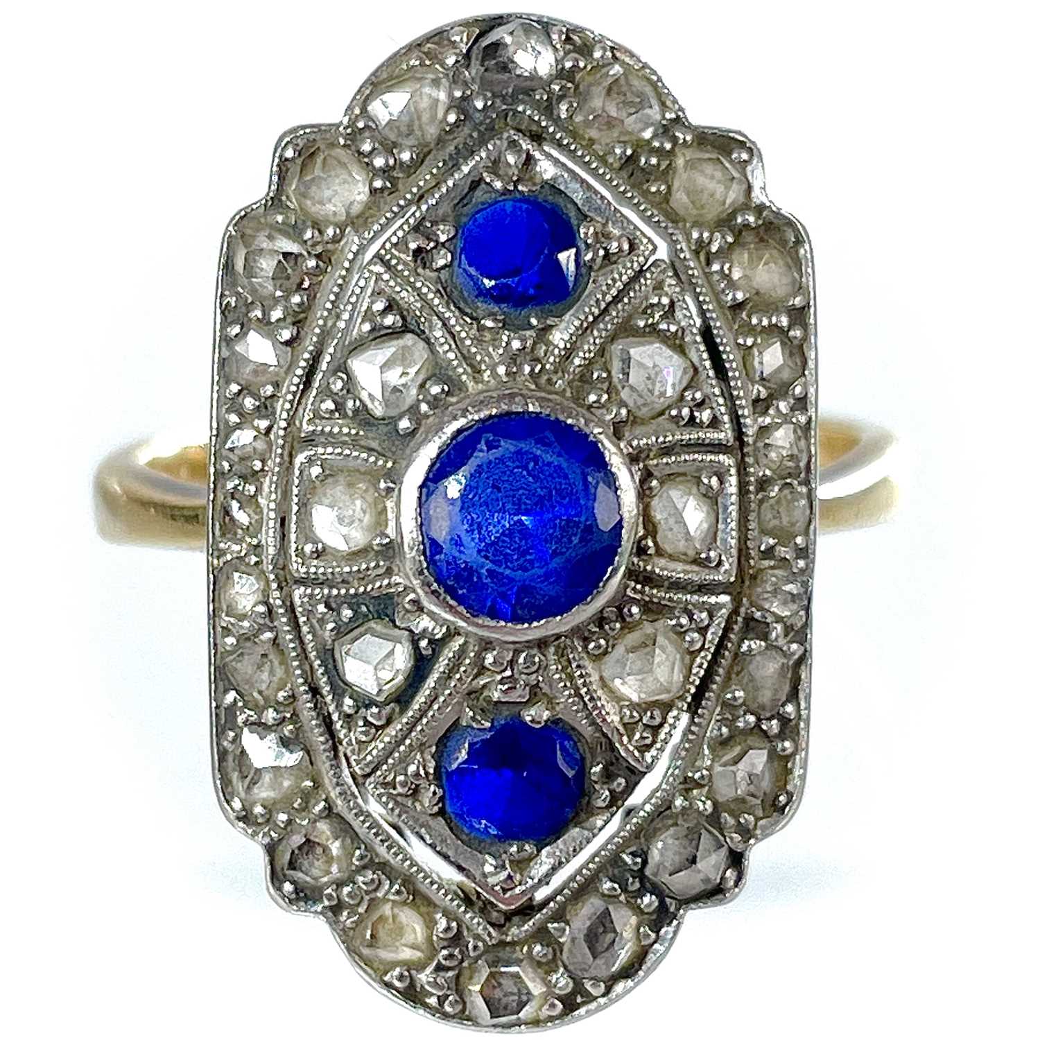 A stylish Art Deco period 18ct yellow and white gold diamond and sapphire panel ring. - Image 10 of 12