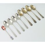Nine silver spoons, mixed dates and nine silver teaspoons mixed dates 188 grams
