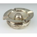 A circular silver ashtray and base with engraved presentation inscription Birmingham 1929, 12cm, 146