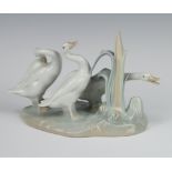 A Lladro group of 3 geese 4549 20cm