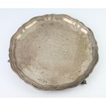 A silver salver with pie crust rim and presentation inscription, Sheffield 1939, 25cm, 530 grams