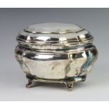 An Edwardian baluster tea caddy, London 1904, 13cm, 236gms