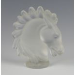 A French Art Vannes glass horse head 13cm