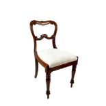 A SET OF FIVE GOOD QUALITY EARLY VICTORIAN ROSEWOOD DINING CHAIRS with shaped scroll edge crest