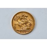 AN 1894 GOLD SOVEREIGN, old head, approx 8 grams.