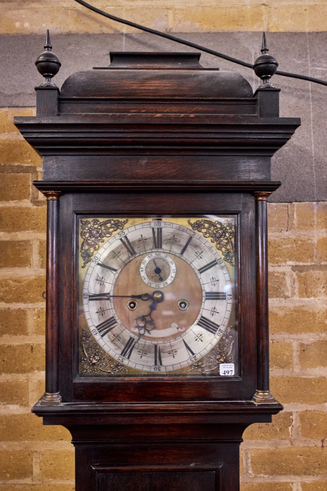 AN EARLY 20th CENTURY OAK 8 DAY LONGCASE CLOCK,