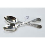 A PAIR OF WILLIAM IV SILVER TABLE SPOONS, engraved initial "H", maker: WB, London 1833,