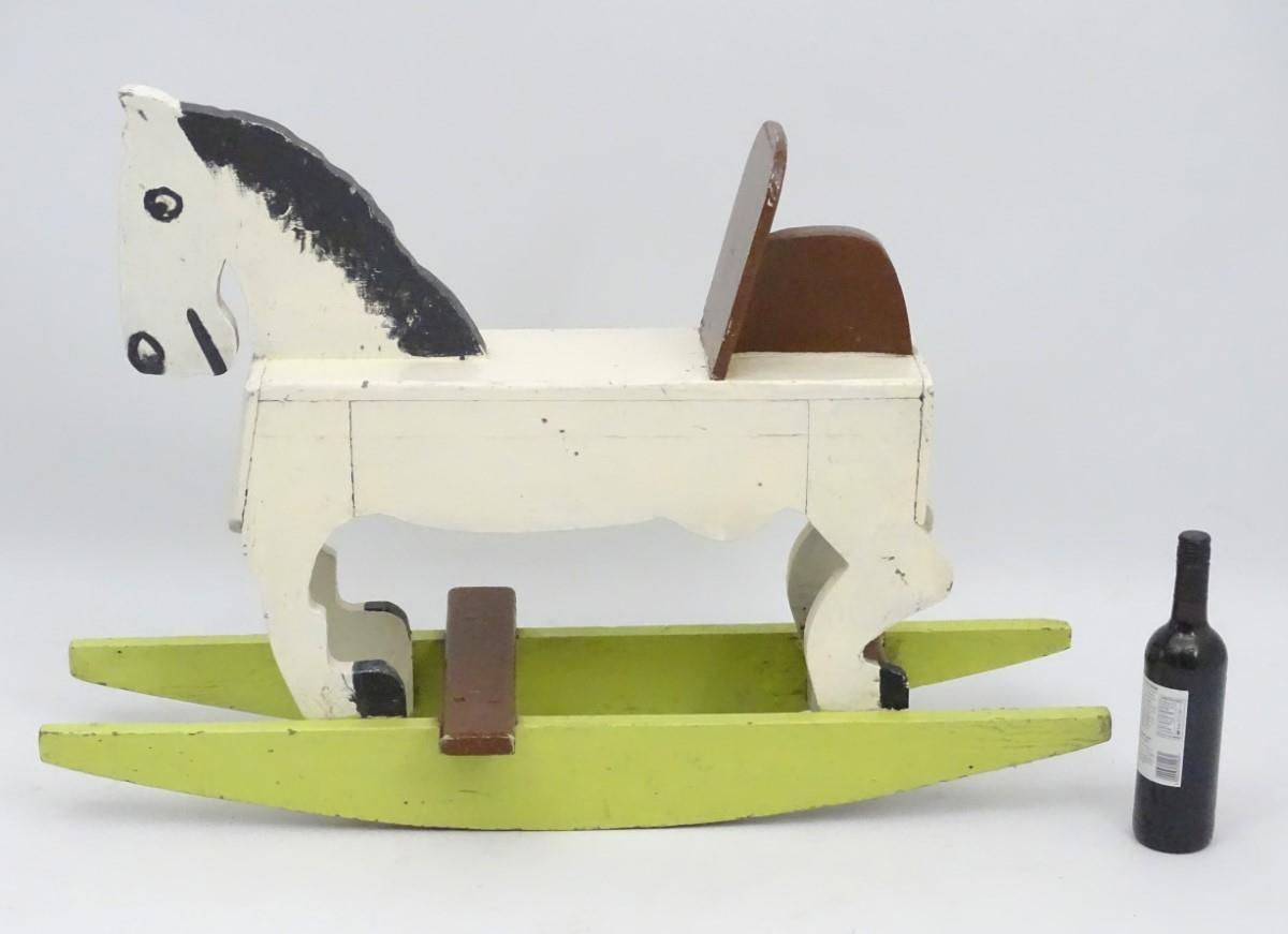 A scratch built and painted wooden rocking horse on bows with brown painted back and foot rest. - Bild 2 aus 10