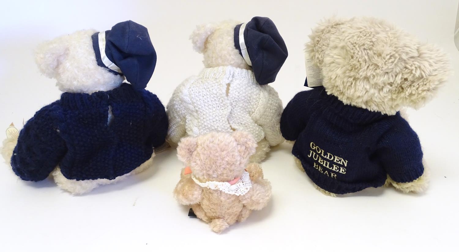 Toys: Four teddy bears comprising two limited edition Barton's Creek Collection, Felicia and - Bild 4 aus 10