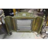 An electric fire. Approx. 26" wide Please Note - we do not make reference to the condition of lots