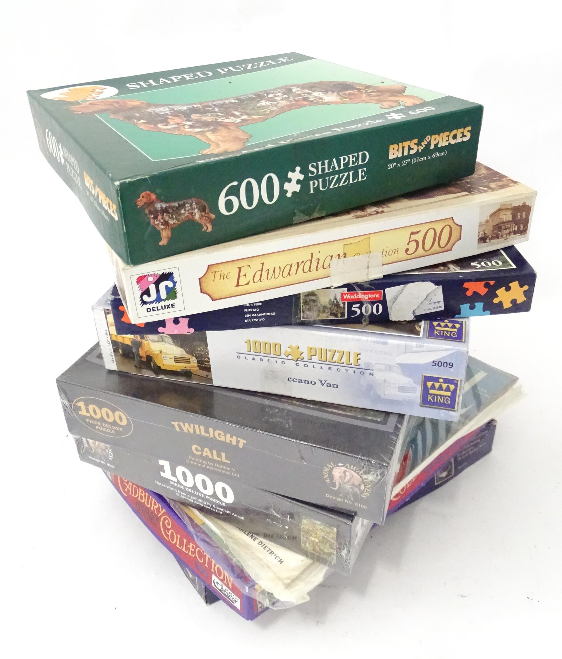 A quantity of jigsaw puzzles Please Note - we do not make reference to the condition of lots