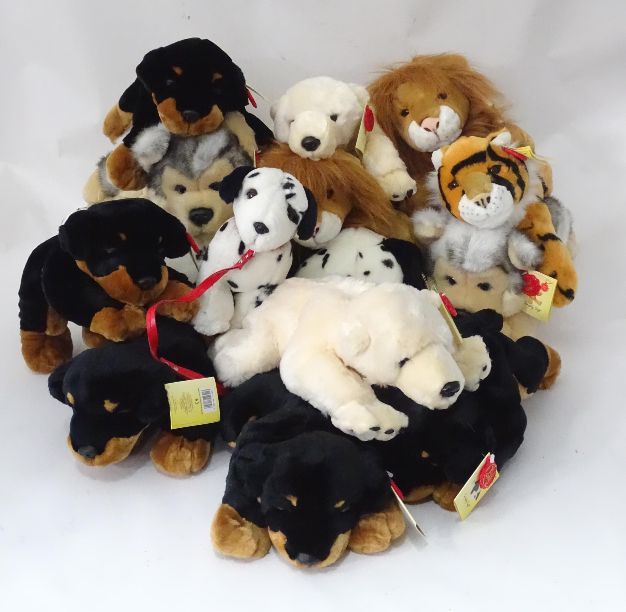A quantity of Keel soft toys to include various dogs, lions etc. Please Note - we do not make - Bild 3 aus 4