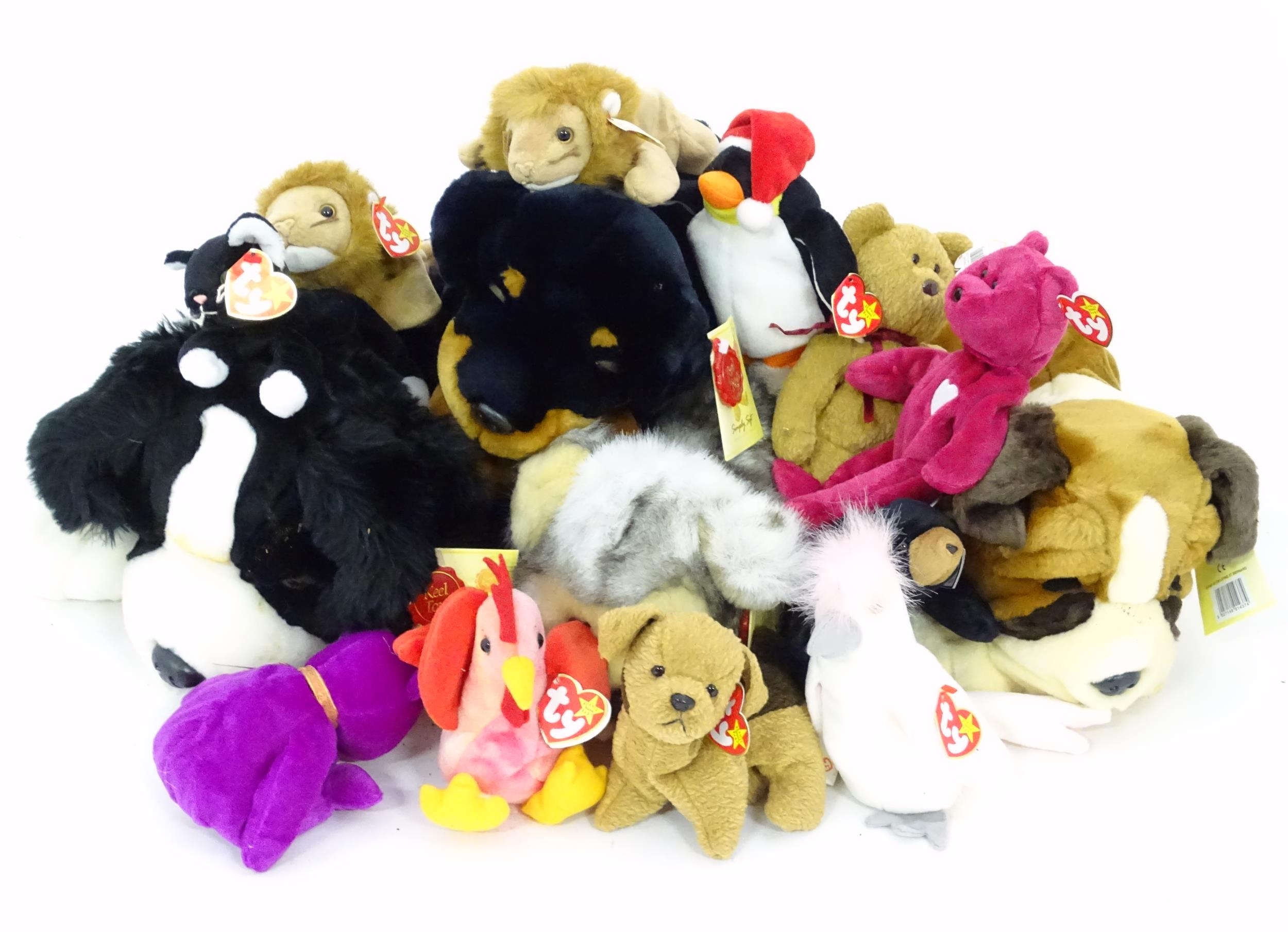 A quantity of Keel Toys and TY Beanie Baby soft toys, to include Millenium bear, Strut the cockerel, - Bild 4 aus 10