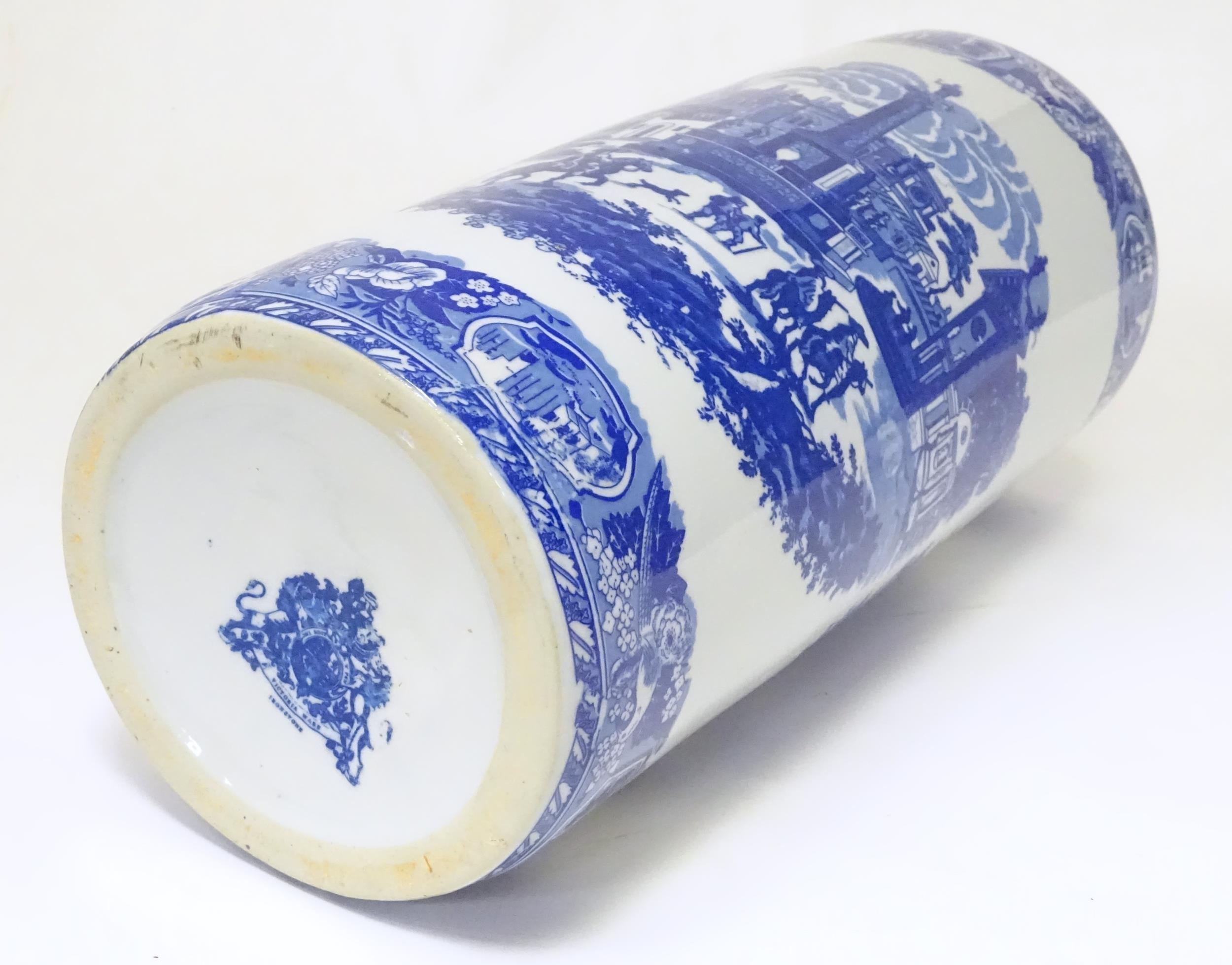 A Victoria Ware Ironstone blue and white stick / umbrella stand. Marked under. Approx 17 1/2" high - Image 8 of 8