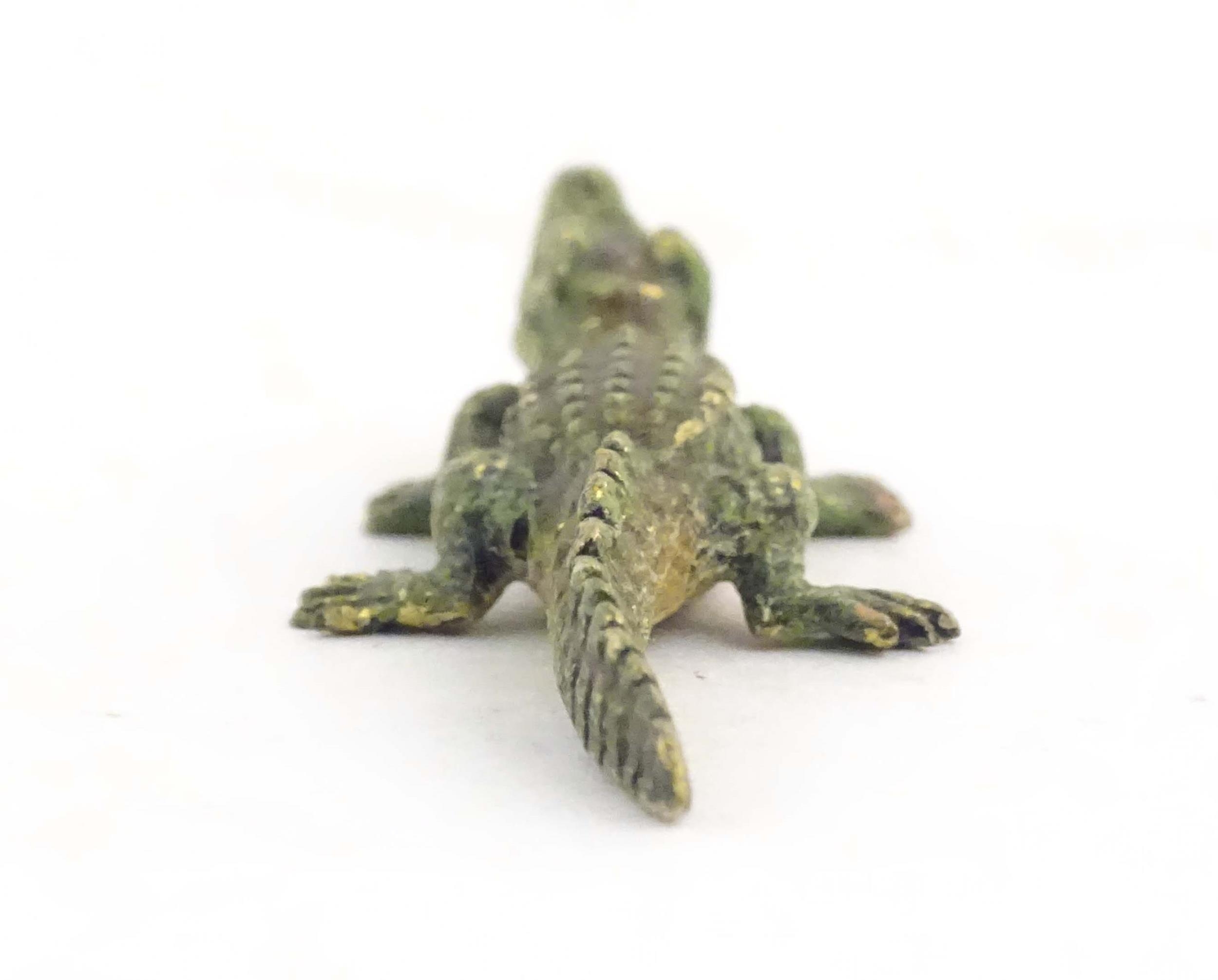 A cold painted bronze model of a crocodile / alligator. Approx. 2" long Please Note - we do not make - Image 6 of 9