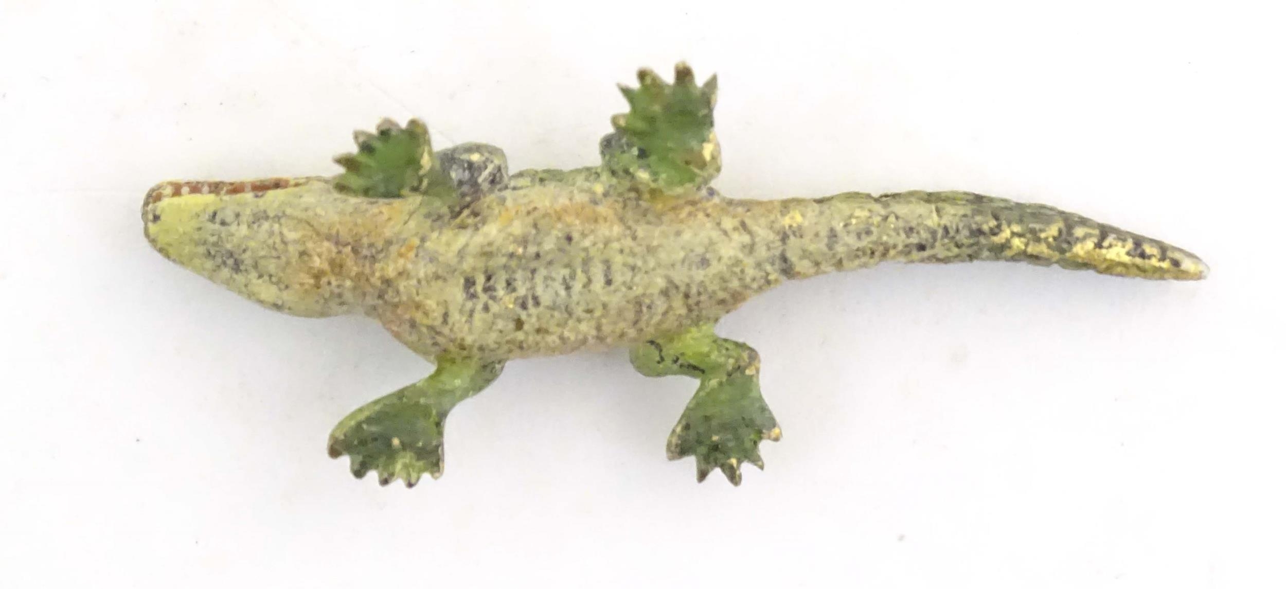 A cold painted bronze model of a crocodile / alligator. Approx. 2" long Please Note - we do not make - Image 9 of 9